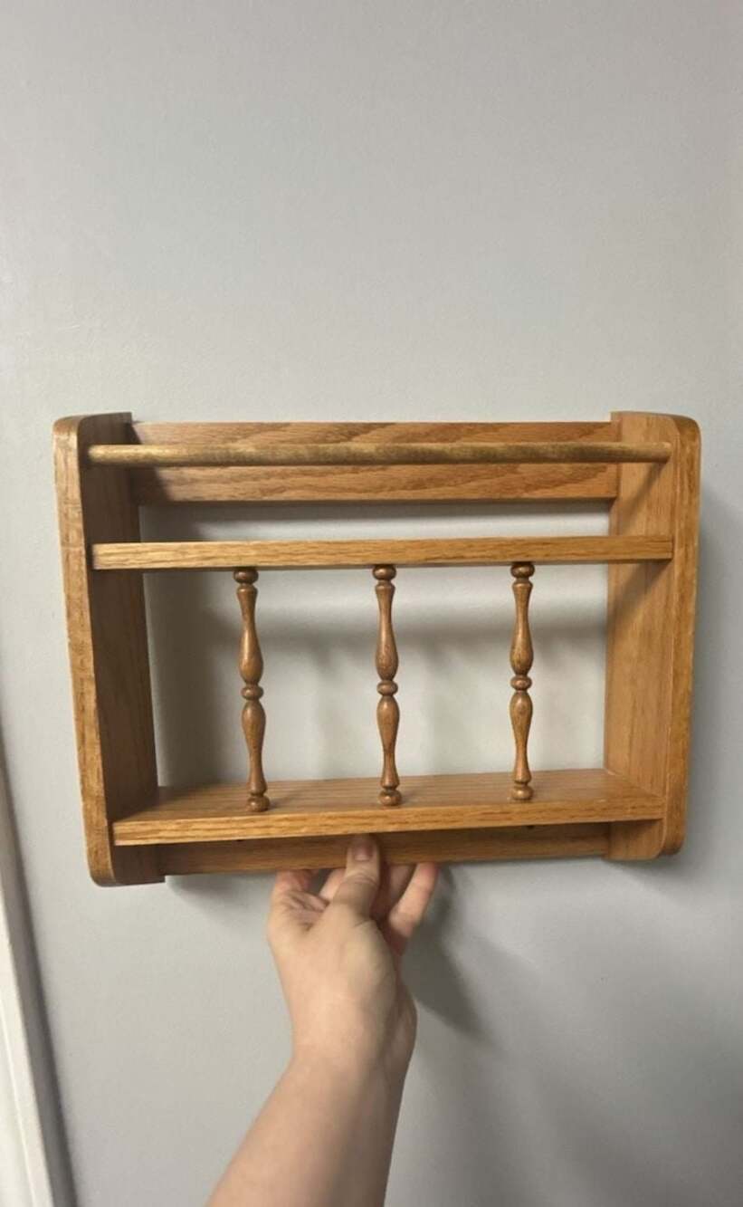 Vintage Solid Oak Wall Mounted Spice Rack with Spindle Detail